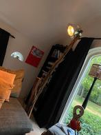 Stoere staande vloerlamp, Huis en Inrichting, Lampen | Vloerlampen, Ophalen, Zo goed als nieuw, 150 tot 200 cm