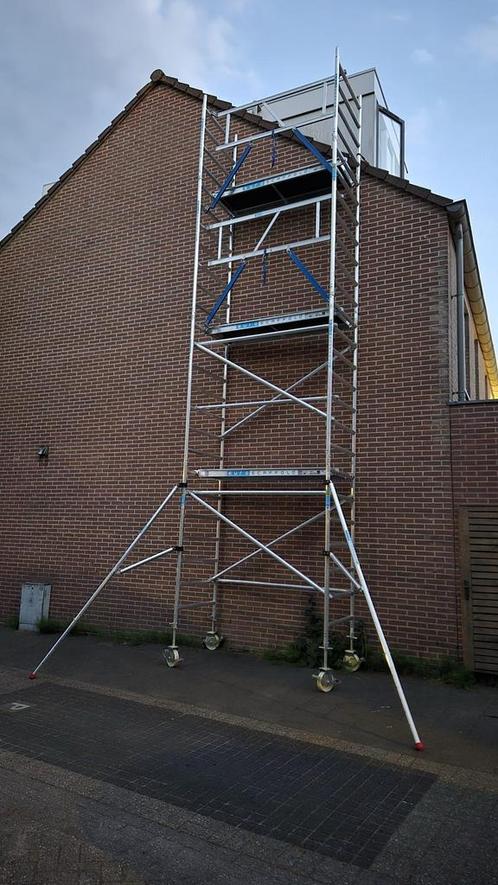 Rolsteiger Leiden te huur tot 8,2 meter, Doe-het-zelf en Verbouw, Steigers, Zo goed als nieuw, Rolsteiger of Kamersteiger, 5 meter of hoger