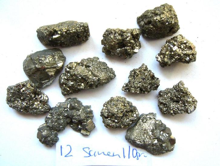 pyriet foto=3,50 fools gold 110g idioten goud of piriet 7gr, Verzamelen, Mineralen en Fossielen, Mineraal, Ophalen of Verzenden