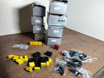 Te koop onderdelen vrachtauto"s bakkensets/stenen/schotels. beschikbaar voor biedingen