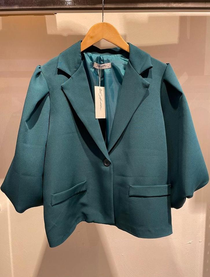 Ambika blazer met pofmouw maat m/l, Kleding | Dames, Jasjes, Kostuums en Pakken, Zo goed als nieuw, Jasje, Maat 42/44 (L), Groen