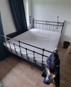 Ikea Svelvik bed - 160x200, Huis en Inrichting, Slaapkamer | Bedden, Ophalen, Gebruikt, Zwart, Tweepersoons
