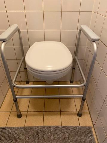 Toilet frame - toilet steun beschikbaar voor biedingen