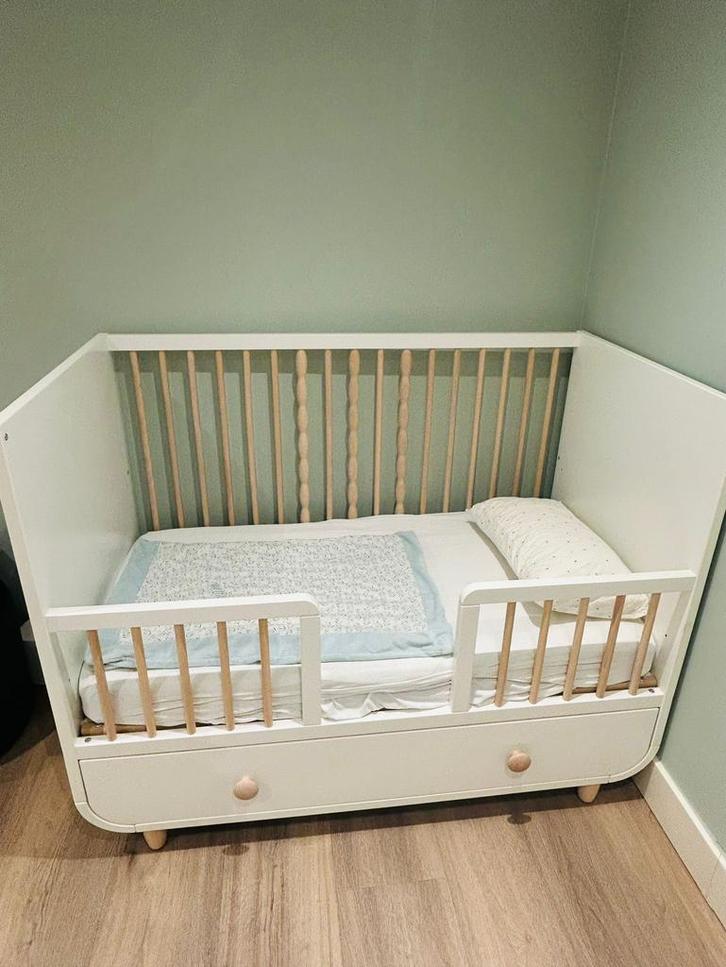 Wit ledikant (Myllra met lade plus Himlavalv 3D matras), Kinderen en Baby's, Babywiegjes en Ledikanten, Zo goed als nieuw, Ledikant