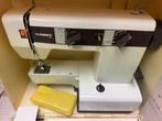 Naaimachine vendomatic type 044, Hobby en Vrije tijd, Naaimachines en Toebehoren, Ophalen of Verzenden, Zo goed als nieuw, Naaimachine