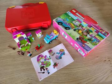 Boerderijkoffer van Mia Lego Juniors nummer 10746 beschikbaar voor biedingen
