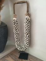 Schelpenketting op standaard Groot, Huis en Inrichting, Woonaccessoires | Kransen, Ophalen of Verzenden, Nieuw