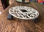 Gietijzeren trolley voor plantenpot 20 cm voor, € 10, Ophalen of Verzenden