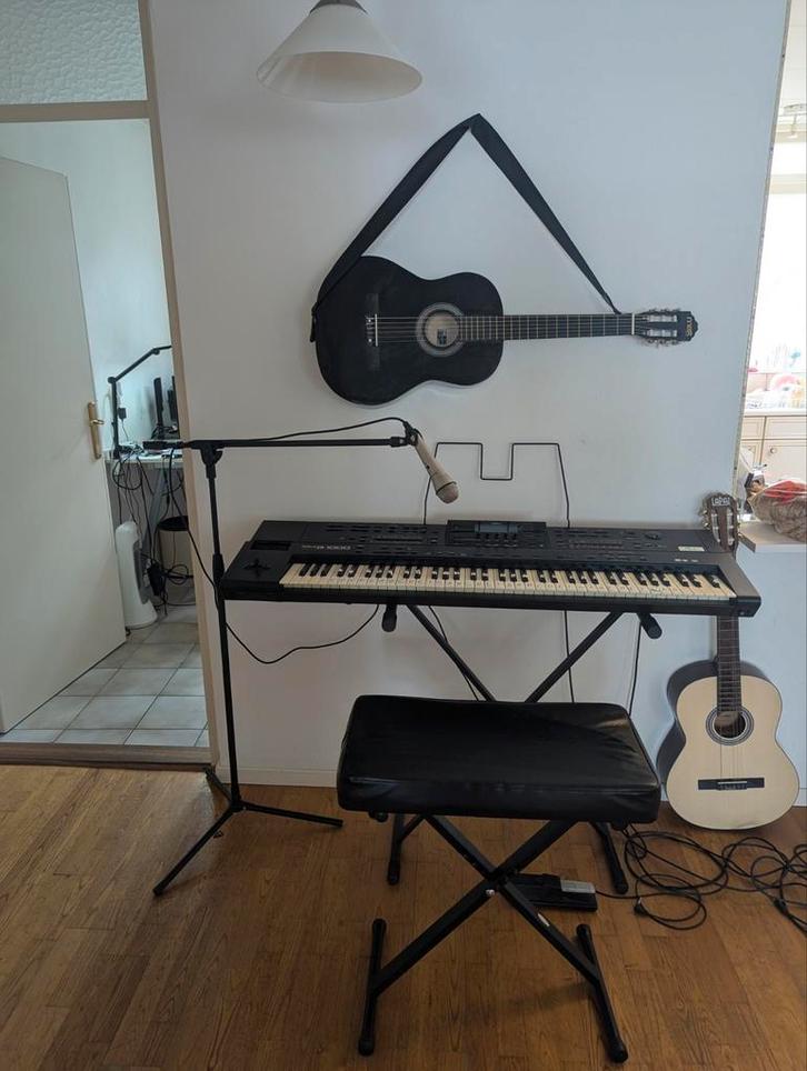 Roland G-1000 Keyboard + Roland KC-100 Versterker (Complete, Muziek en Instrumenten, Keyboards, Gebruikt, Roland, Ophalen
