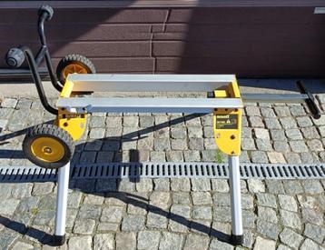 DEWALT DE7400 tafelzaag beschikbaar voor biedingen