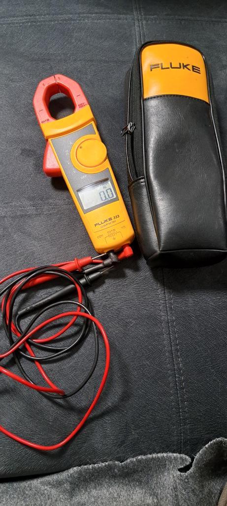Fluke 333 Amperetang, Doe-het-zelf en Verbouw, Meetapparatuur, Multimeter, Ophalen of Verzenden