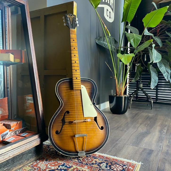 Kay Archtop Chicago Made  K6858 1960s, Muziek en Instrumenten, Snaarinstrumenten | Overige, Gebruikt, Ukelele, Ophalen of Verzenden
