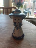 Vintage porseleinen beeldje meisje, Ophalen of Verzenden