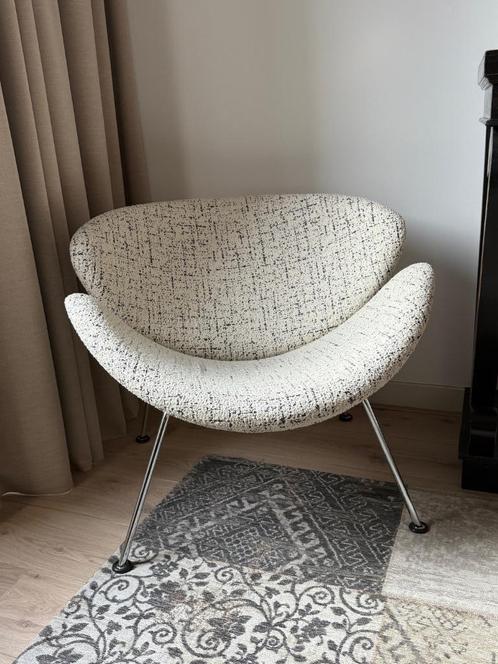 Orange Slice van Artifort, Huis en Inrichting, Fauteuils, Zo goed als nieuw, Metaal, Stof, 75 tot 100 cm, 75 tot 100 cm, Ophalen
