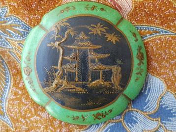Mooi origineel antiek porselein Aladin doosje uit Frankrijk  beschikbaar voor biedingen