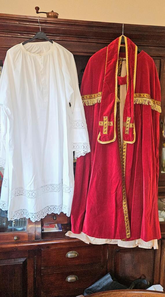 Sint en 2 pieten pakken., Diversen, Sinterklaas, Nieuw, Ophalen