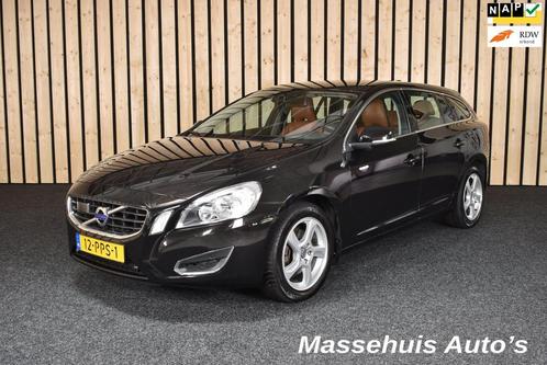 Volvo V60 1.6 T4 Momentum 161dkm Trekhaak Leer Automaat 180p, Auto's, Volvo, Bedrijf, Te koop, V60, ABS, Airbags, Airconditioning