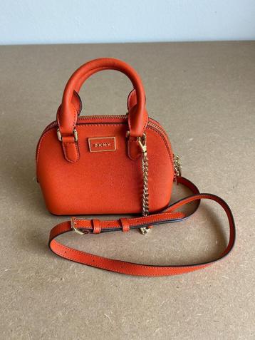 NIEUW DKNY Orange Saffiano Leather Mini Steffy Dome Satchel beschikbaar voor biedingen