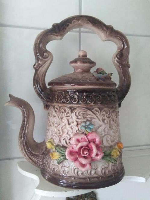 Vintage capodimonte theepot, Antiek en Kunst, Curiosa en Brocante, Ophalen of Verzenden