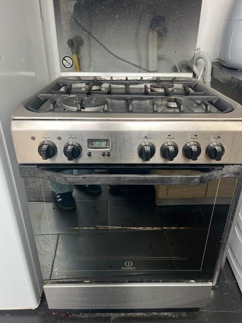 Gasfornuis met oven – goed werkende combi, Witgoed en Apparatuur, Ovens, Gebruikt, Oven, 45 tot 60 cm, Ophalen