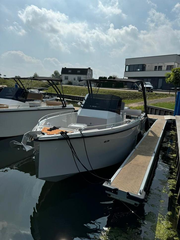 Dante V800| Console boot| Speedboot| Tender| 300 pk Mercury, Watersport en Boten, Speedboten, Zo goed als nieuw, 6 meter of meer