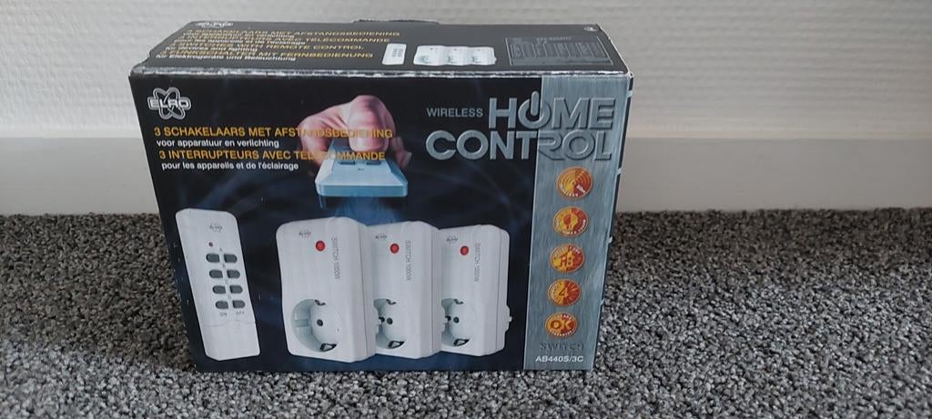 Schakelaar, Hobby en Vrije tijd, Elektronica-componenten, Nieuw, Ophalen