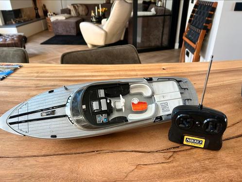 Nikko boot met afstandsbediening, Hobby en Vrije tijd, Modelbouw | Radiografisch | Overige, Gebruikt, Verzenden