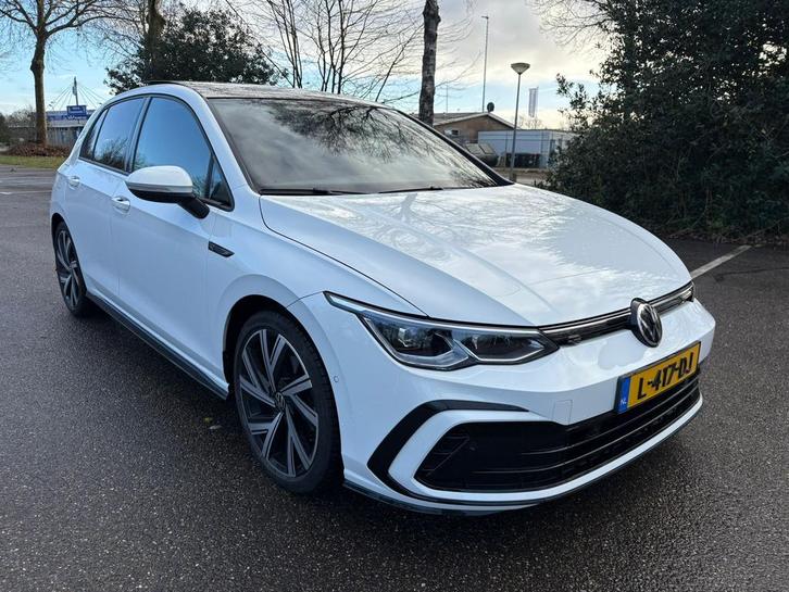 VW Golf 1.5 e-Tsi 3xR-line Golf8 2021 pano, led, vol extras, Auto's, Volkswagen, Particulier, Golf, 360° camera, ABS, Achteruitrijcamera
