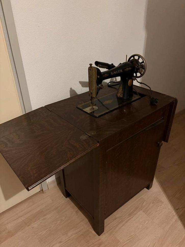 Singer naaimachinekast, Antiek en Kunst, Antiek | Naaimachines, Ophalen