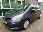Toyota Yaris 1.3 VVT-i Comfort - AIRCO - STOELVERWARMING !, Voorwielaandrijving, Euro 5, Stof, Gebruikt