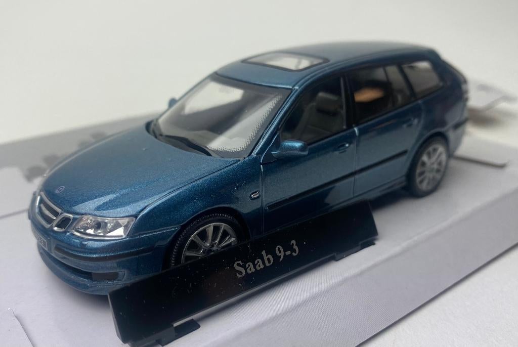 Jsn Cararama 1:43 Saab 9-3 Sport Combi blauw, Hobby en Vrije tijd, Modelauto's | 1:43, Overige merken, -, Cararama, Nieuw