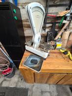 Weegschaal antiek, Ophalen