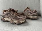 New Balance 9060 maat 36, Ophalen of Verzenden, Nieuw, Bruin