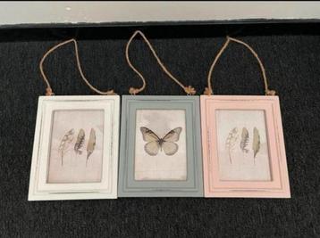 Fotolijstjes drie stuks beschikbaar voor biedingen