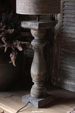 Prachtige, grote baluster in vintage grey/brown, Huis en Inrichting, Woonaccessoires | Overige, Www.jufbrocante.nl, Www.jufbrocante.nl