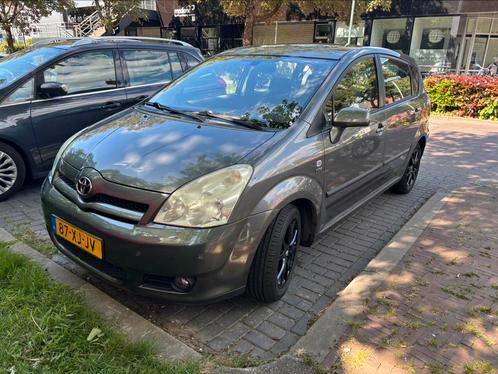 Toyota Corolla Verso 1.8 Vvt-i 7P 2004 Grijs, Auto's, Toyota, Particulier, Corolla Verso, Benzine, C, MPV, Handgeschakeld, Geïmporteerd