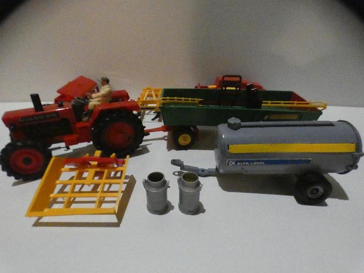 Te koop set van modellen van Britains, Hobby en Vrije tijd, Modelauto's | 1:32, Gebruikt, Tractor of Landbouw, Britains, Ophalen of Verzenden