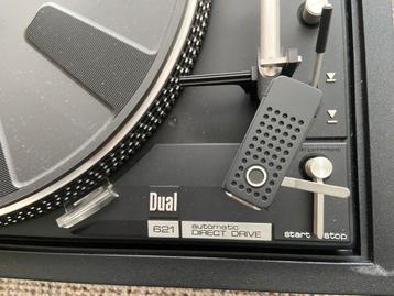 Dual Vinyl Platenspeler beschikbaar voor biedingen