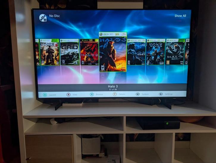 Xbox 360 Slim E | 1tb opslag met 100+ Games, Spelcomputers en Games, Spelcomputers | Xbox 360, 360 E, Met 1 controller, Met games