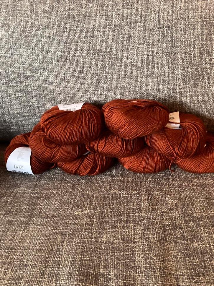 Pakket van 9 Bollen Atlantis van Lang Yarns kleur 87, Hobby en Vrije tijd, Breien en Haken, Zo goed als nieuw, Breien of Haken