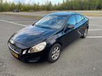 Volvo S60 T3 1.6 automaat Powershift 2012 Zwart, 1596 cc, Stof, 74 €/maand, Zwart
