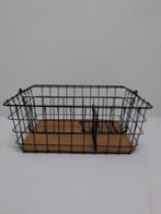 Mand, Huis en Inrichting, Woonaccessoires | Schalen en Manden, Ophalen, Kunststof, Mand, Zo goed als nieuw