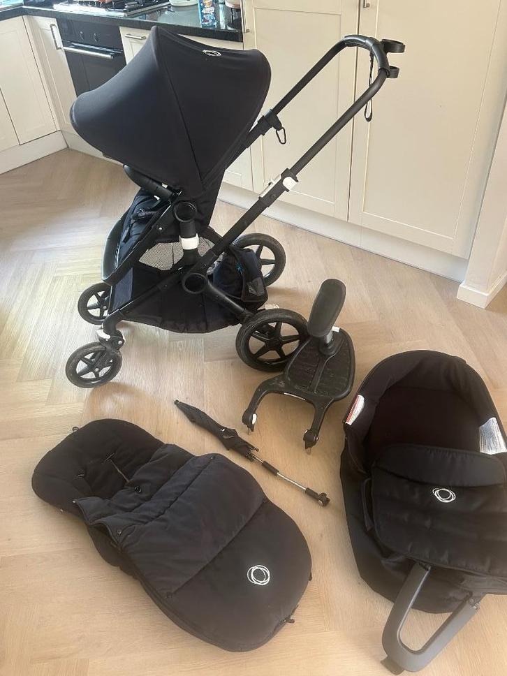 Buggaboo fox2 zwart, Kinderen en Baby's, Kinderwagens en Combinaties, Gebruikt, Kinderwagen, Bugaboo, Met reiswieg, Verstelbare duwstang