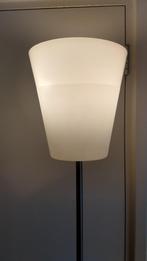 Vloerlamp kelk melkglas, Huis en Inrichting, Lampen | Vloerlampen, Ophalen of Verzenden, Gebruikt, Glas, 150 tot 200 cm