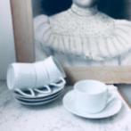 4 antieke kop en schotels wit dun porselein min 100 jr oud, Antiek en Kunst, Antiek | Servies los, Ophalen of Verzenden