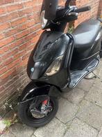 Piaggio fly 125 cc a1, Ophalen, Zo goed als nieuw, Fly