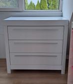Babykamer commode met babybedje set, Kinderen en Baby's, Kinderkamer | Commodes en Kasten, Ophalen, Gebruikt, 50 tot 70 cm, 100 cm of meer