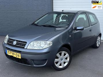 Fiat Punto 1.4-16V Young NIEUWEAPK/ELKPAKKET/AIRCO/LMV beschikbaar voor biedingen