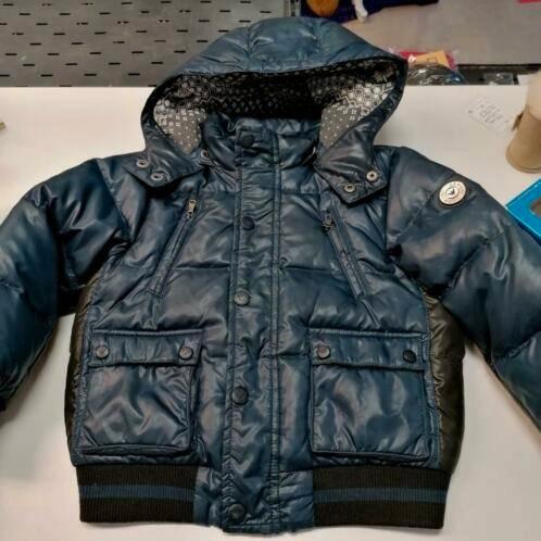 Armani junior blauw gewatteerd puffer jack jasje 104 36875, Kinderen en Baby's, Kinderkleding | Maat 104, Gebruikt, Jongen of Meisje