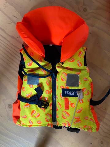 Zwemvest Besto 15-20 kg beschikbaar voor biedingen